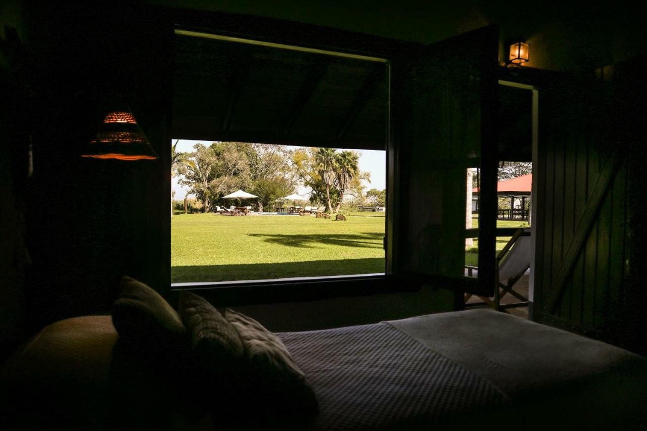 Aguape Lodge Colonia Carlos Pellegrini  Exterior photo